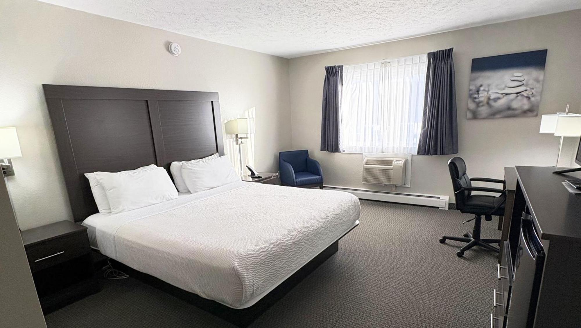 Magnuson Grand Pioneer Inn And Suites Escanaba Buitenkant foto