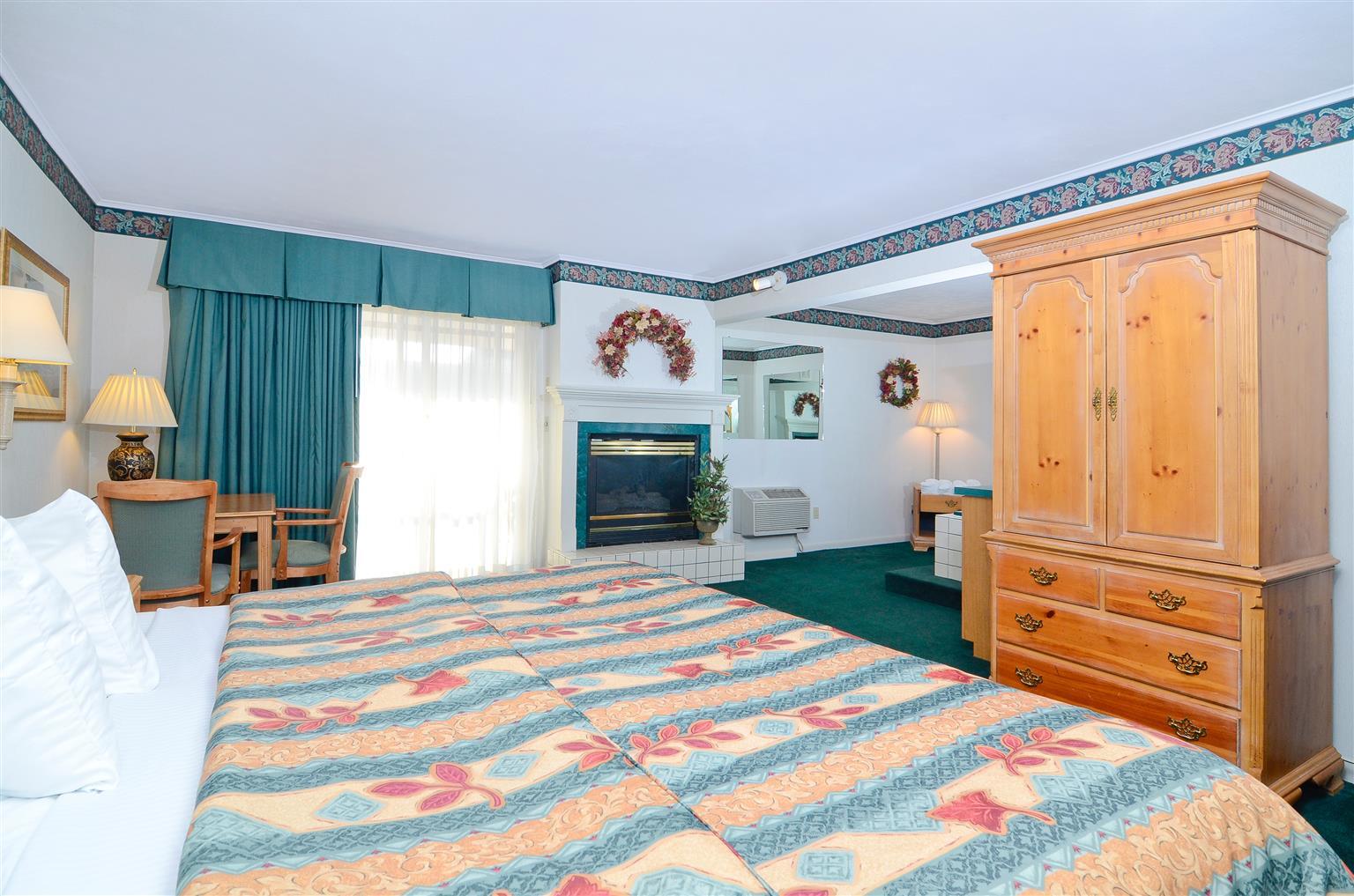 Magnuson Grand Pioneer Inn And Suites Escanaba Kamer foto