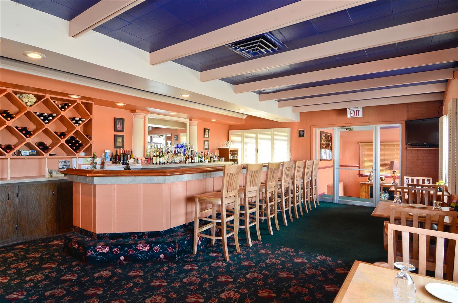 Magnuson Grand Pioneer Inn And Suites Escanaba Restaurant foto